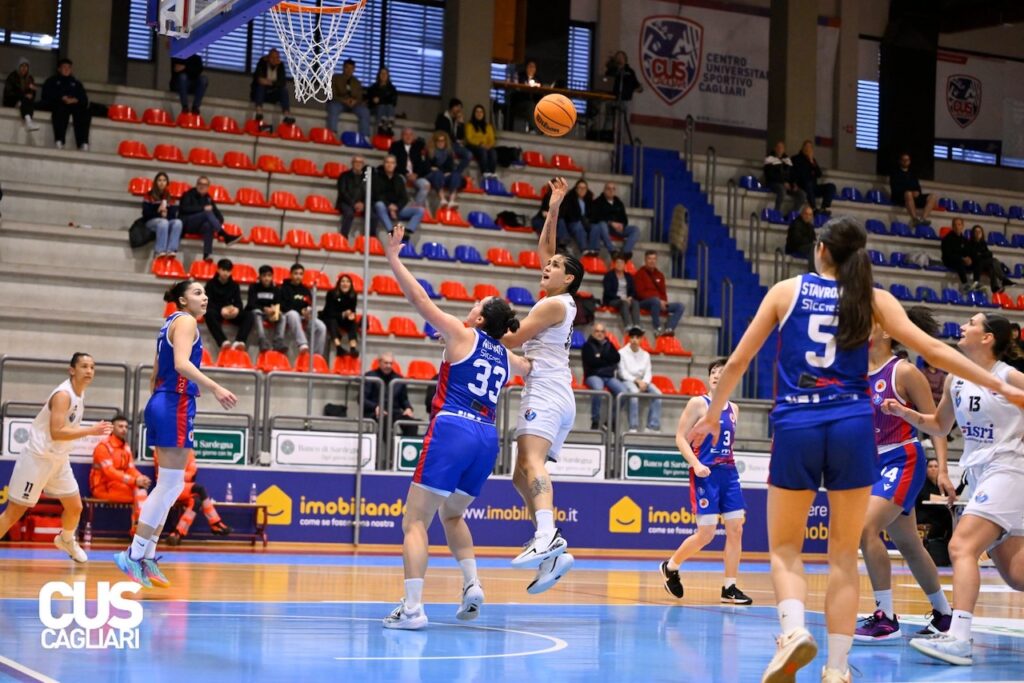 Meriem Nasraoui al tiro Vs Rovigo