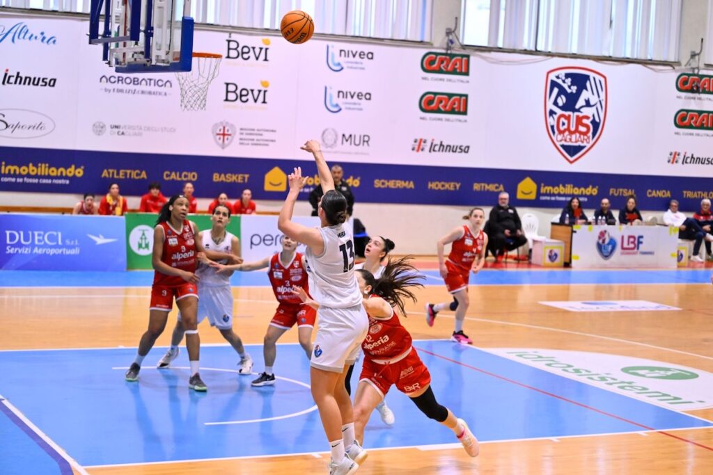 Perić al tiro Vs Bolzano